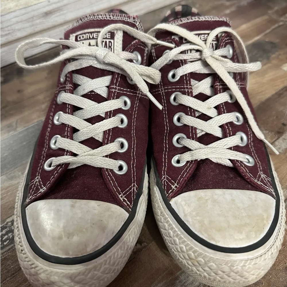 Converse Maroon Sneakers
